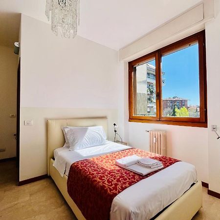 Green Guest House Milan Exterior photo